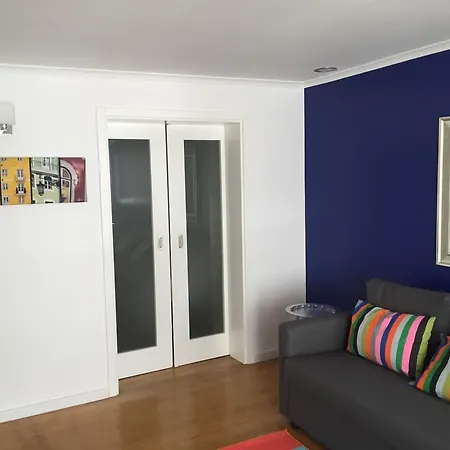 Happy Nest - Charming Apartment