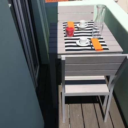 Happy Nest - Charming Apartment *